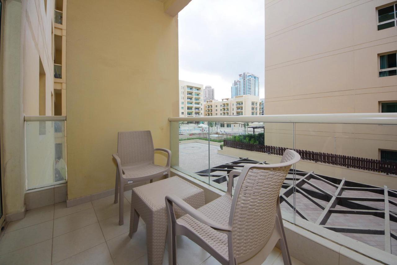 New Arabian Al Dhafra 2 The Greens 1 Br Дубай Екстериор снимка