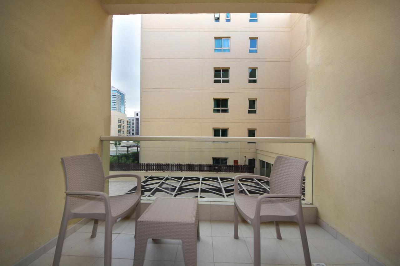New Arabian Al Dhafra 2 The Greens 1 Br Дубай Екстериор снимка