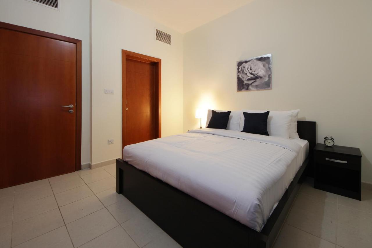 New Arabian Al Dhafra 2 The Greens 1 Br Дубай Екстериор снимка