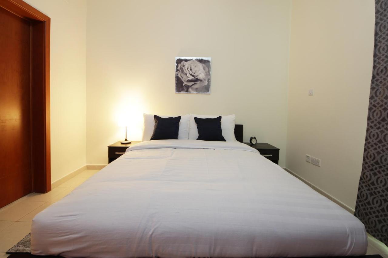 New Arabian Al Dhafra 2 The Greens 1 Br Дубай Екстериор снимка